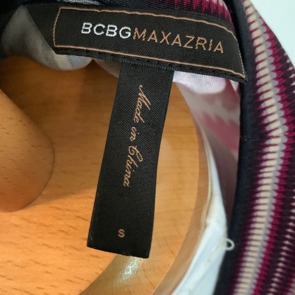 BCBGMAXAZRIA Black/Pink Multicolor Print V-Neck Wrap Blouse  Size S - Picture 5 of 5